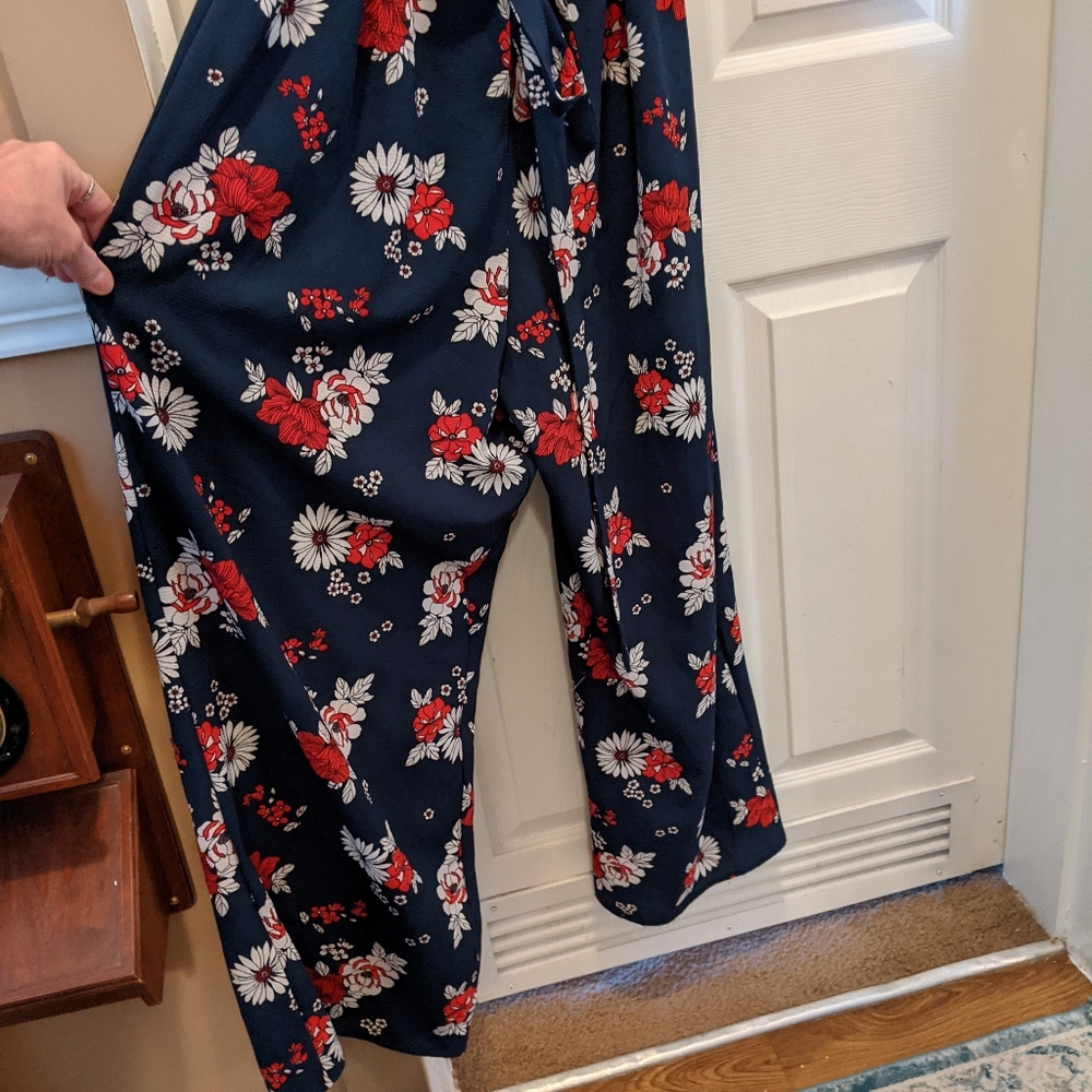 Wrapper jumpsuit - Picture 6 of 12
